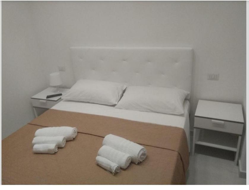 Domuschiara Neapel